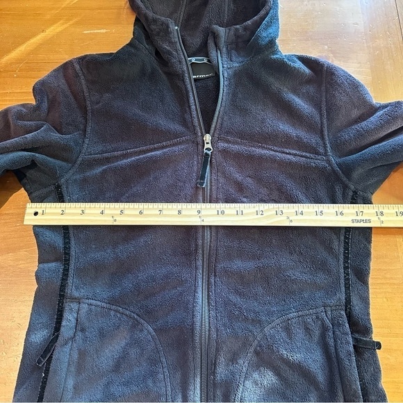 Marmot Women’s Black Fleece Jacket With Hood Size Small - Picture 3 of 9